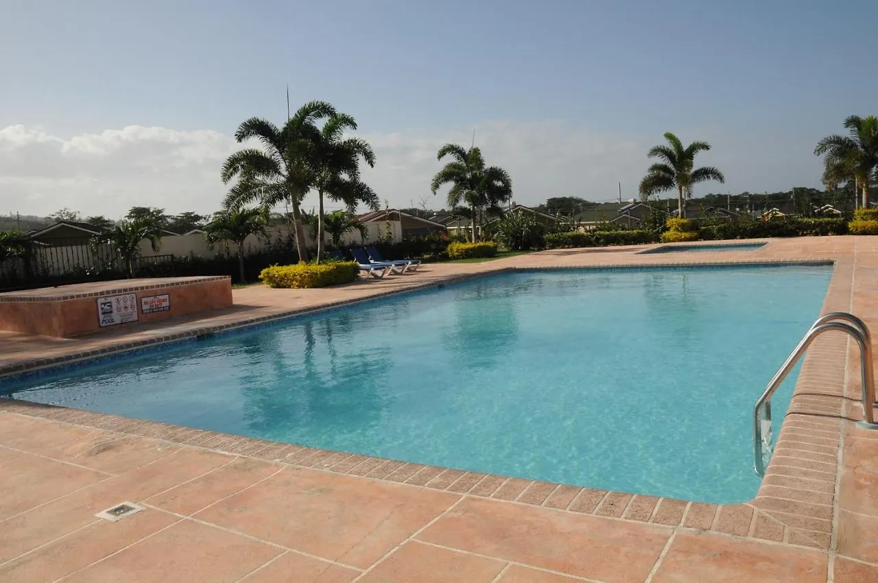 Ochi Rios Drax Hall 3 Bed Sleeps 7 Exquisitely Fully Furnished Accommodations Ocho Rios Villa